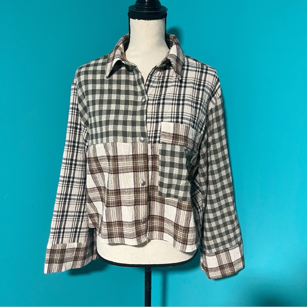 Zara M Brown Plaid Patchwork Cropped Long Sleeve Button Up Top